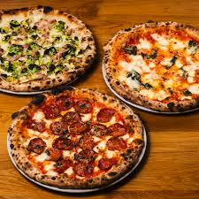 3 x 10" PIZZAS